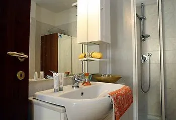 Affittacamere Casa Giada Rome 2*,  Italy